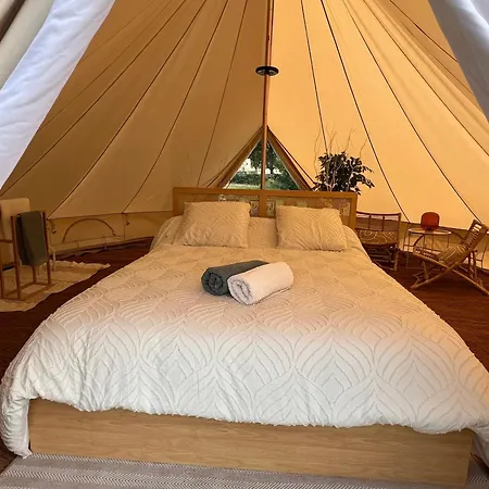 Tente de luxe Tipi Au Murmure Du Champs Montclus (Gard)