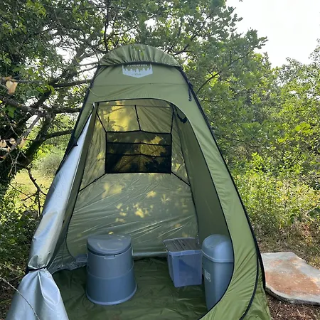 Tipi Au Murmure Du Champs Montclus (Gard)